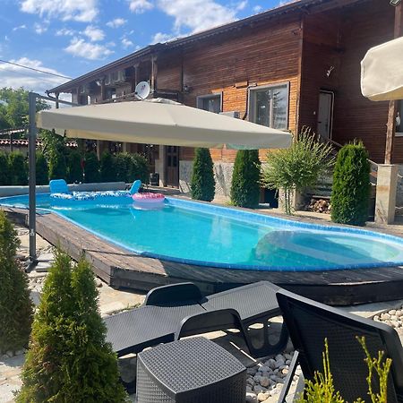 Villa Le Cinema Shiroki Dol Zewnętrze zdjęcie