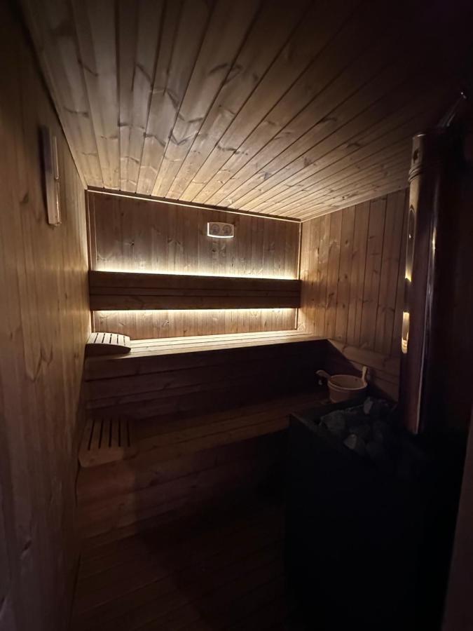 Villa Le Cinema Shiroki Dol Zewnętrze zdjęcie